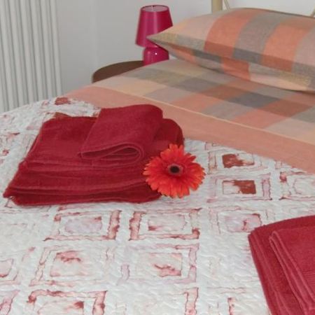 Nora House Apartment Savona Bagian luar foto