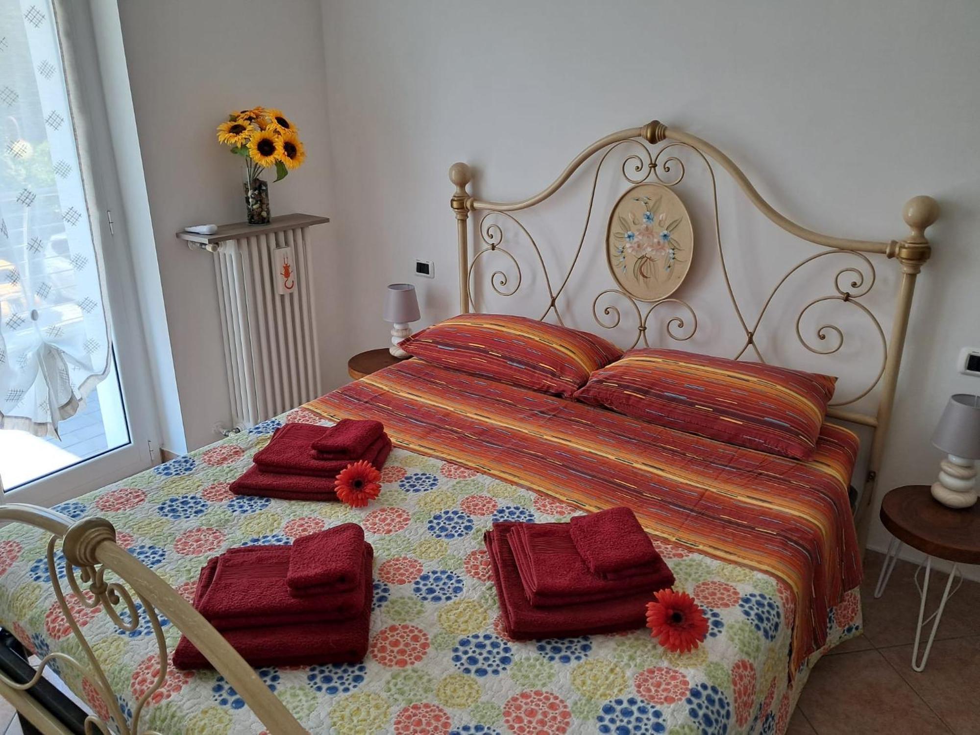 Nora House Apartment Savona Bagian luar foto