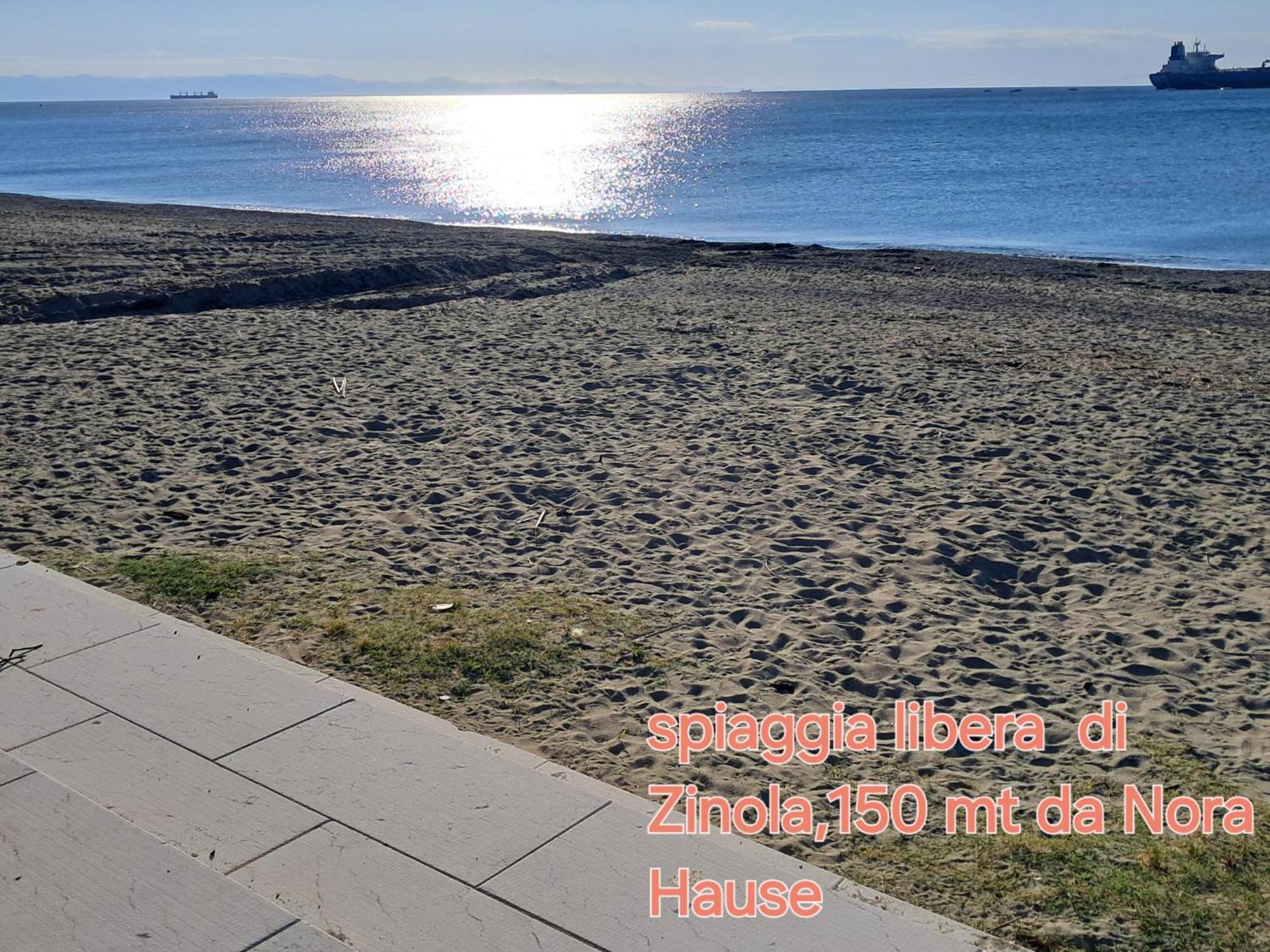 Nora House Apartment Savona Bagian luar foto